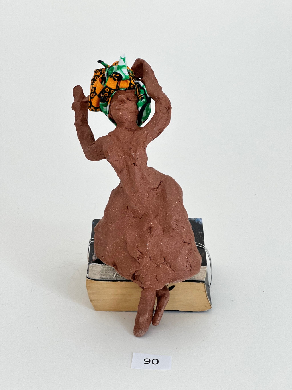 090