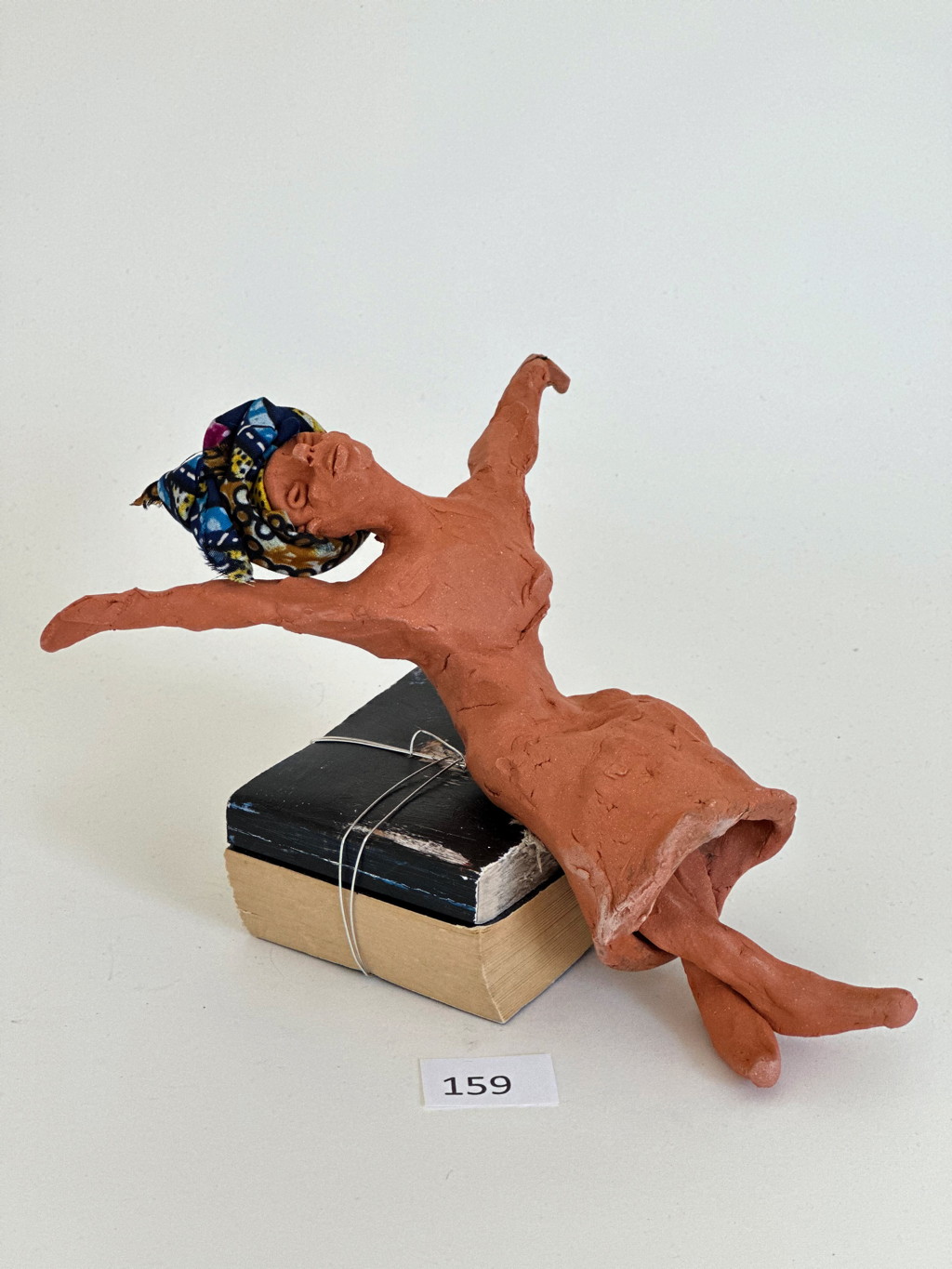 159